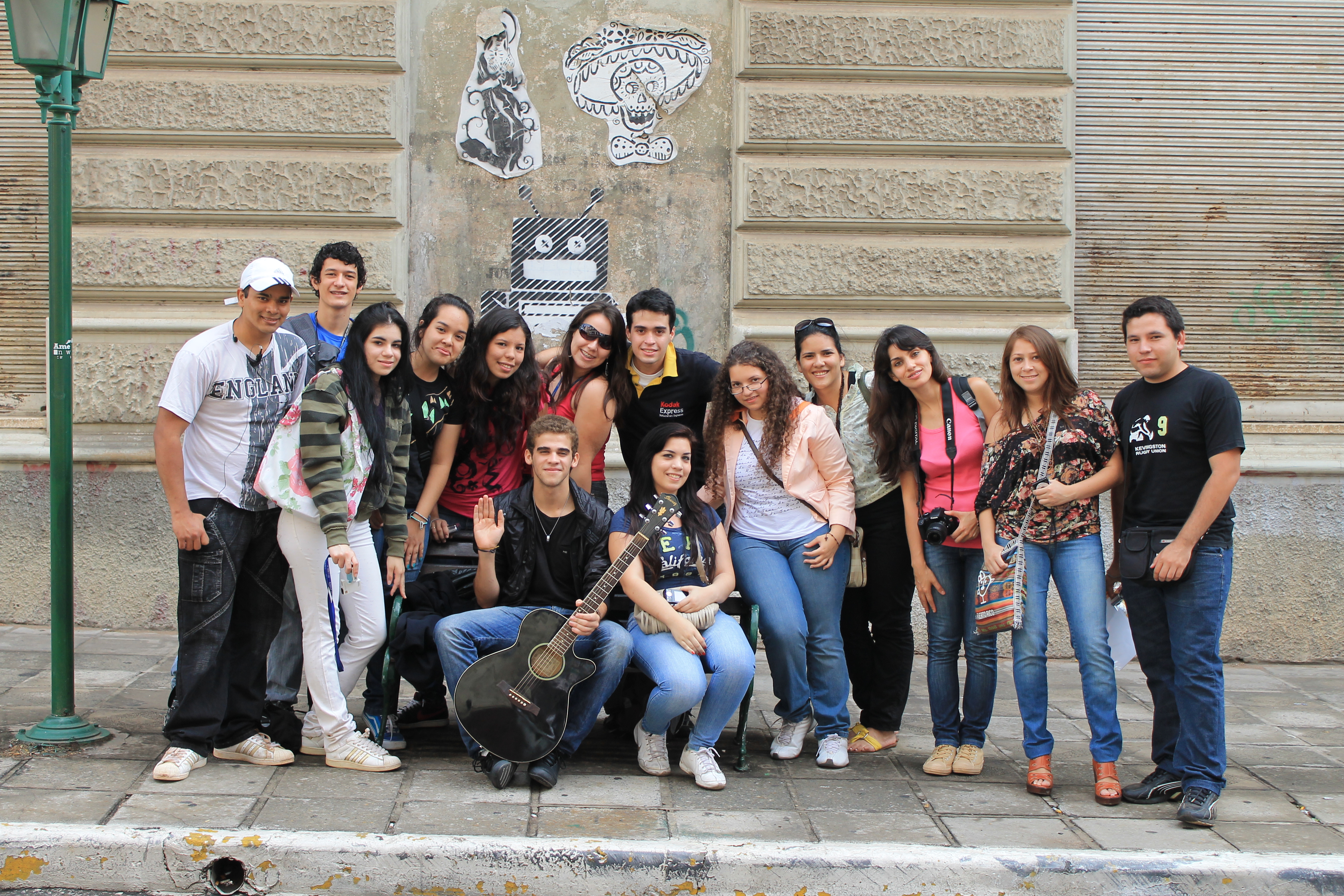 Fotografía grupal en el centro de asunción